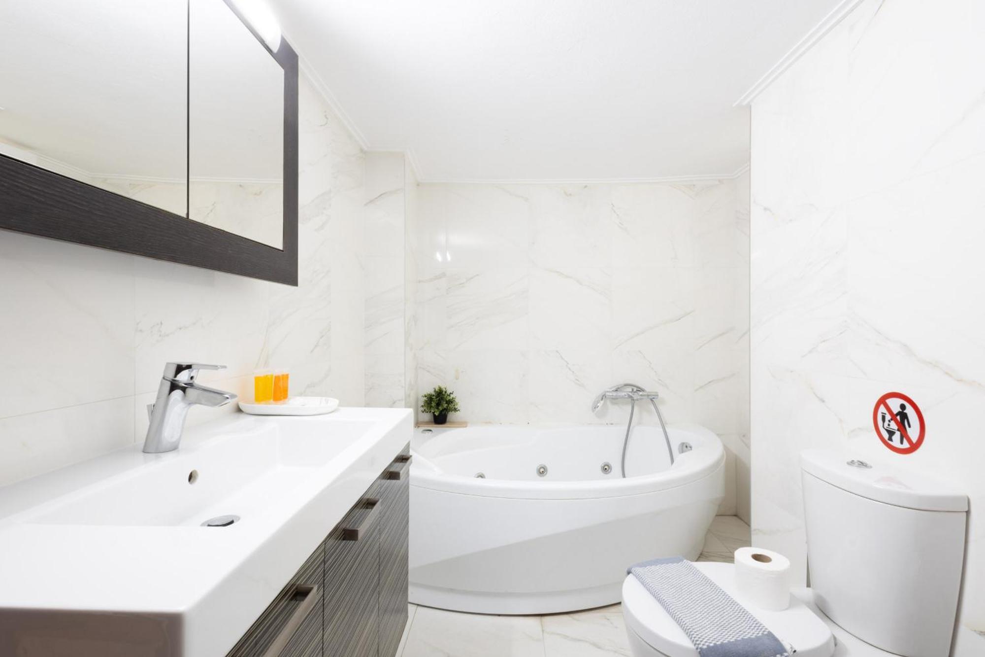 A Luxury & Comfortable Apt In Athens Exterior photo